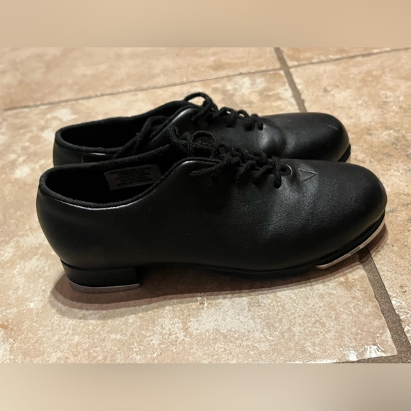 Leo's Child's Jazz Tap Shoes size 10.5 - Picture 4 of 6